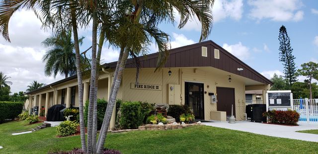 317 Pine Ridge Circle, Greenacres, FL 33463