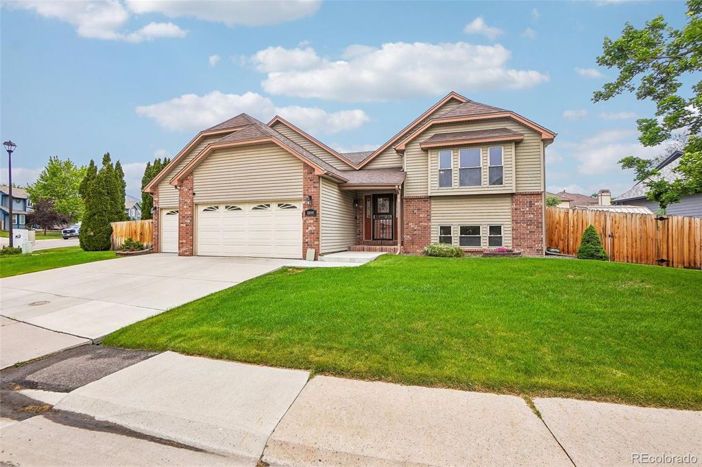 12147 W Crestline Drive, Littleton, CO 80127