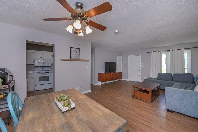 3000 Kennesaw NW Drive, Kennesaw, GA 30152