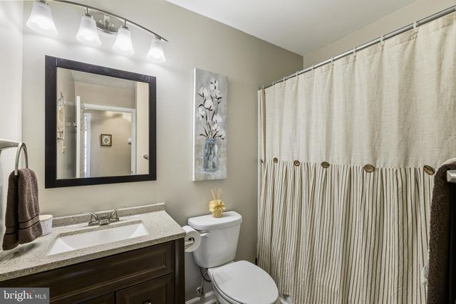 24 BANCROFT ST, Taneytown, MD 21787