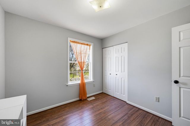 24 BANCROFT ST, Taneytown, MD 21787