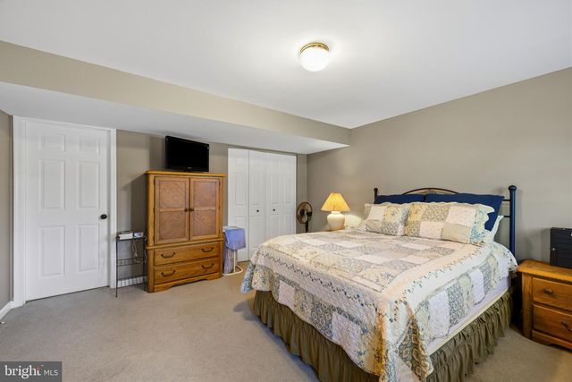 24 BANCROFT ST, Taneytown, MD 21787