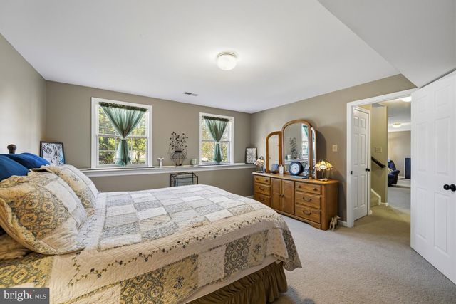 24 BANCROFT ST, Taneytown, MD 21787