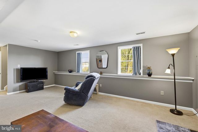 24 BANCROFT ST, Taneytown, MD 21787