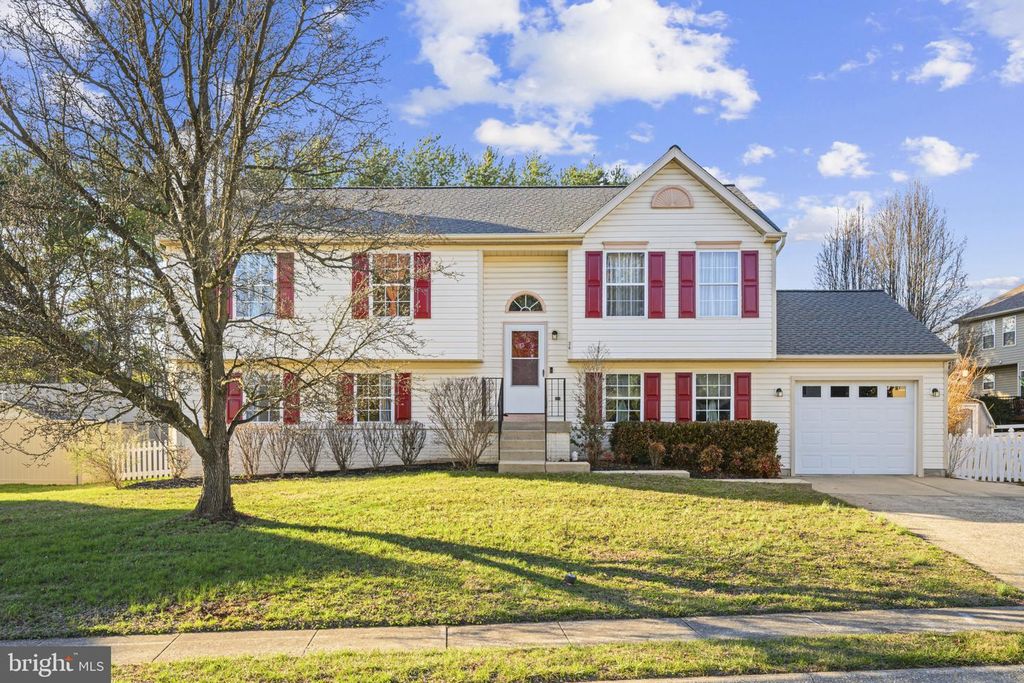 24 BANCROFT ST, Taneytown, MD 21787