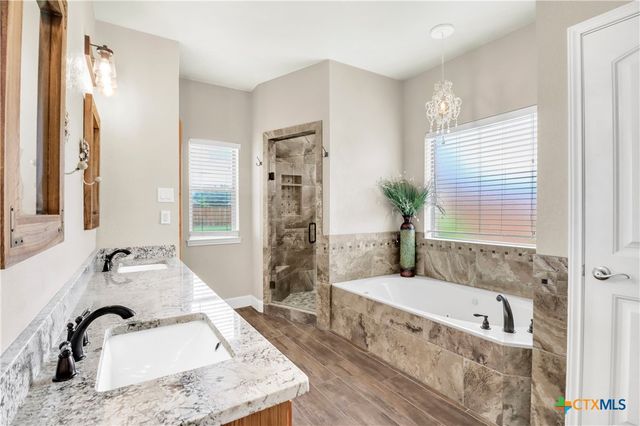 1446 Emily Lane, Seguin, TX 78155