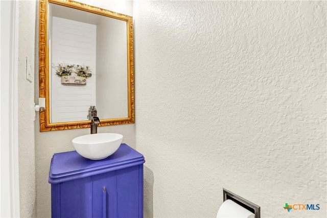 1446 Emily Lane, Seguin, TX 78155