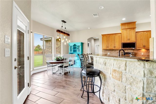 1446 Emily Lane, Seguin, TX 78155