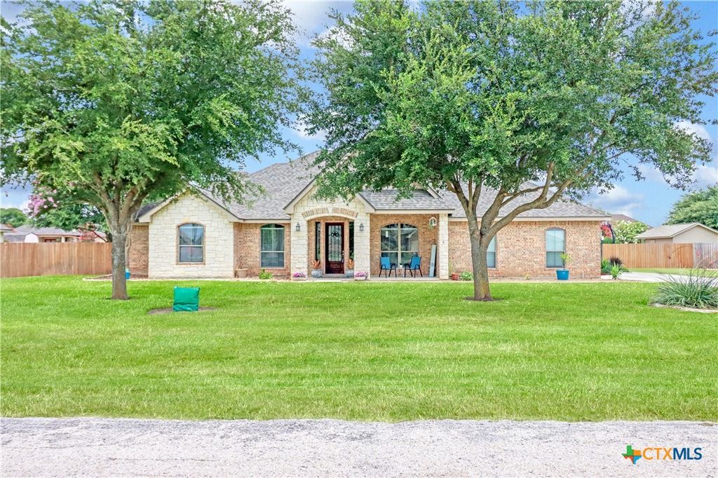 1446 Emily Lane, Seguin, TX 78155