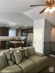 1071 N JAMIE-MATT CIR, Layton, UT 84041