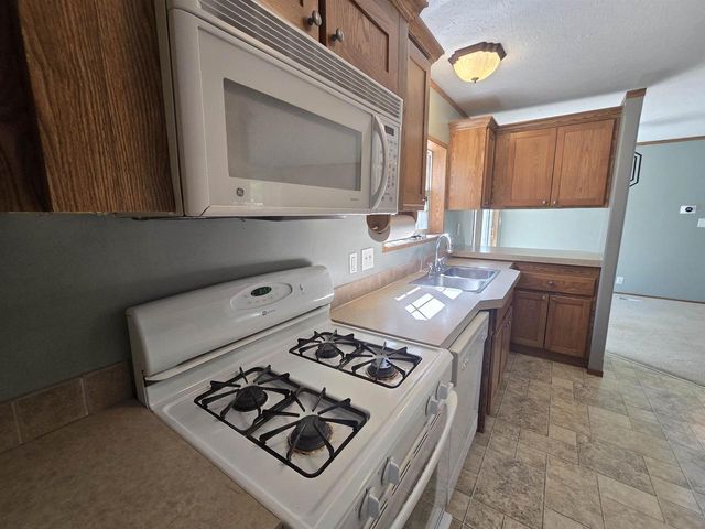 331 Ember Drive, Oxford, WI 53952