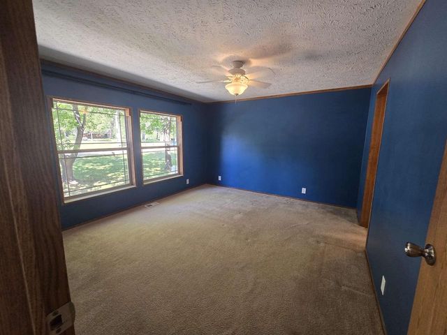 331 Ember Drive, Oxford, WI 53952