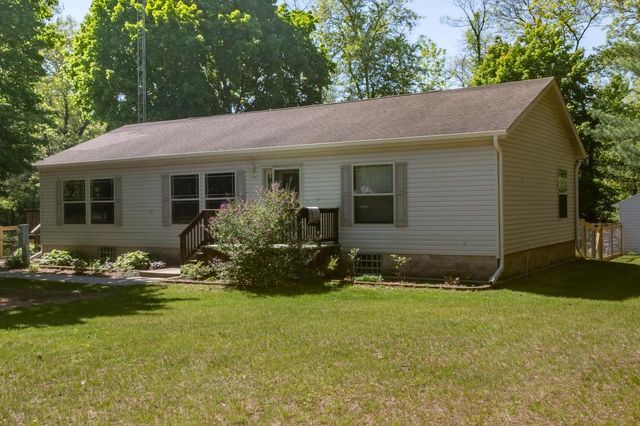 331 Ember Drive, Oxford, WI 53952
