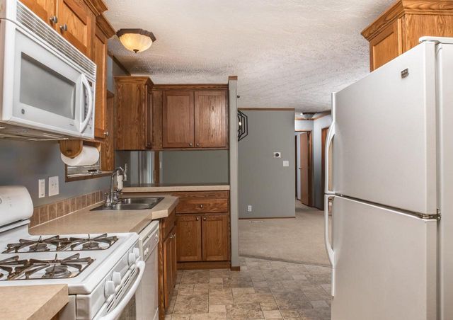 331 Ember Drive, Oxford, WI 53952