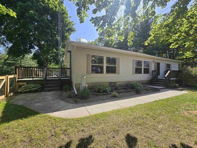 331 Ember Drive, Oxford, WI 53952