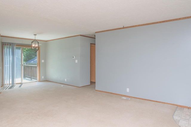 331 Ember Drive, Oxford, WI 53952