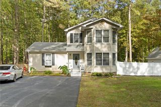 9614 Spring Branch DR, North, VA 23128