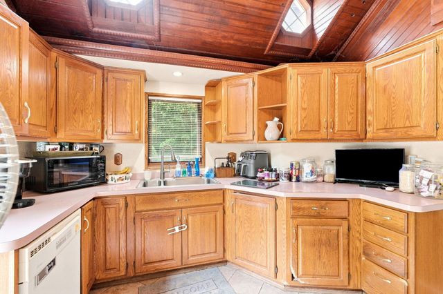 15320 Highwood Drive, Minnetonka, MN 55345