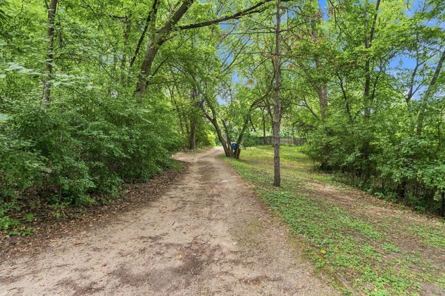 15320 Highwood Drive, Minnetonka, MN 55345