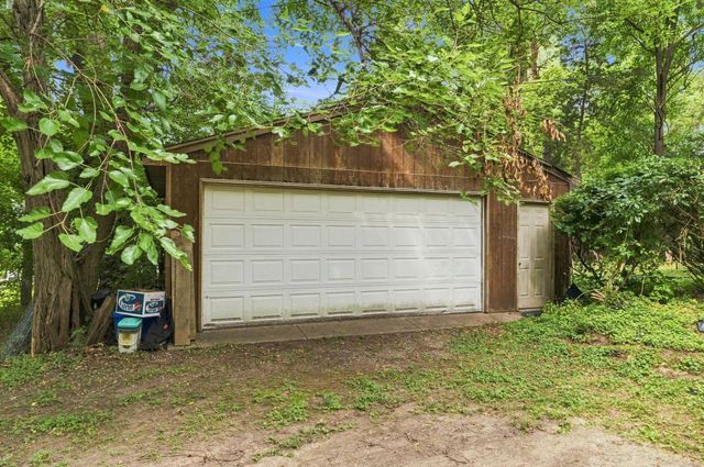 15320 Highwood Drive, Minnetonka, MN 55345