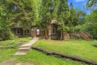 15320 Highwood Drive, Minnetonka, MN 55345