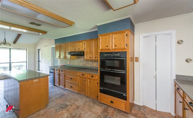 219 Covington Drive, Benton, LA 71006