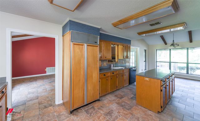 219 Covington Drive, Benton, LA 71006
