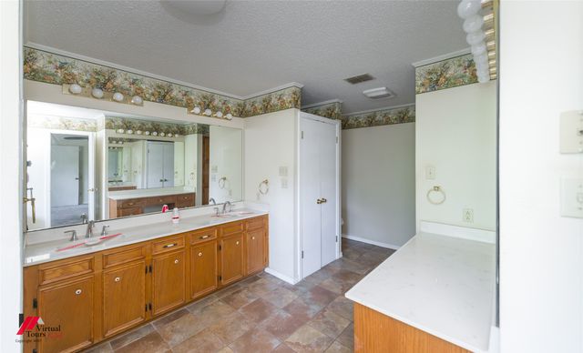 219 Covington Drive, Benton, LA 71006