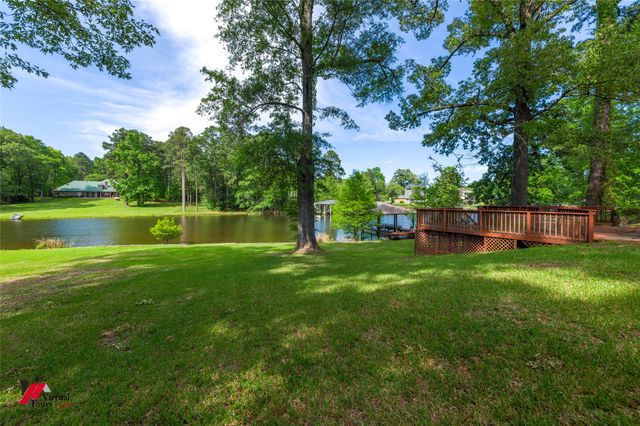 219 Covington Drive, Benton, LA 71006