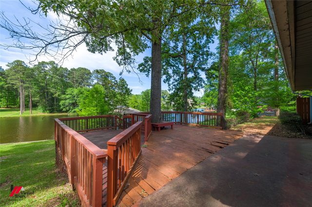 219 Covington Drive, Benton, LA 71006