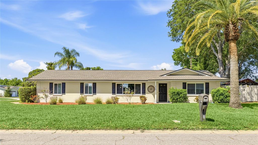 Image 5 of property listing at 1908 49TH STREET W, Bradenton, FL 34209