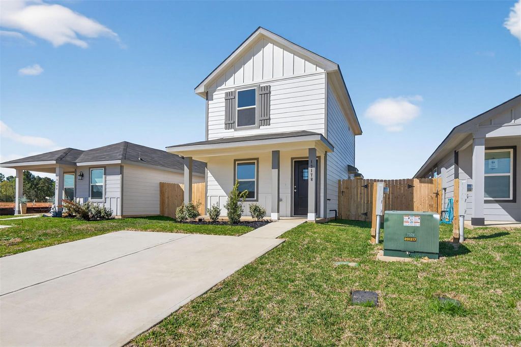 13178 Turret Bend Way, Willis, TX 77378