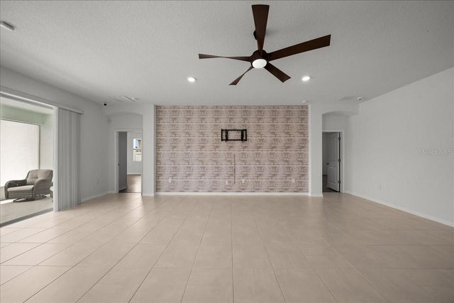 8068 SW 59TH TERRACE, Ocala, FL 34476