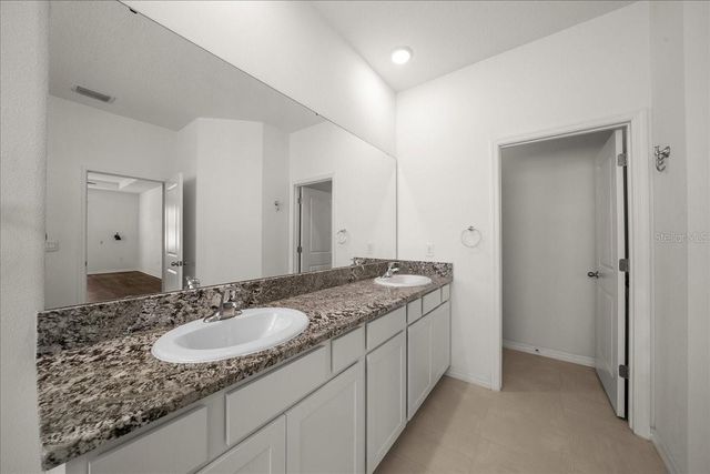 8068 SW 59TH TERRACE, Ocala, FL 34476