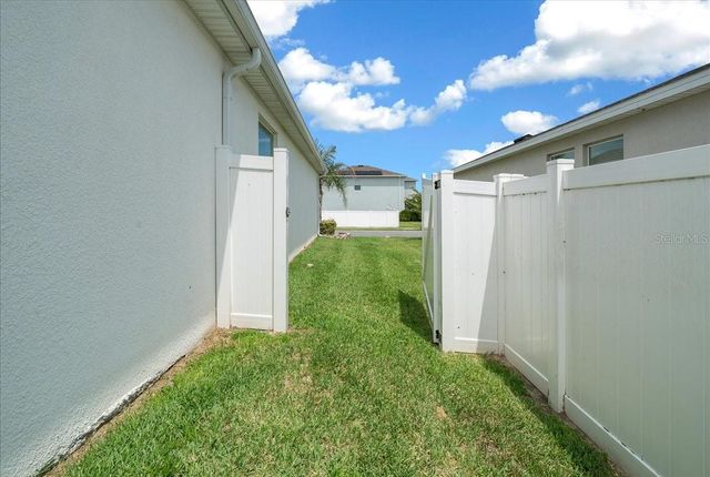 8068 SW 59TH TERRACE, Ocala, FL 34476
