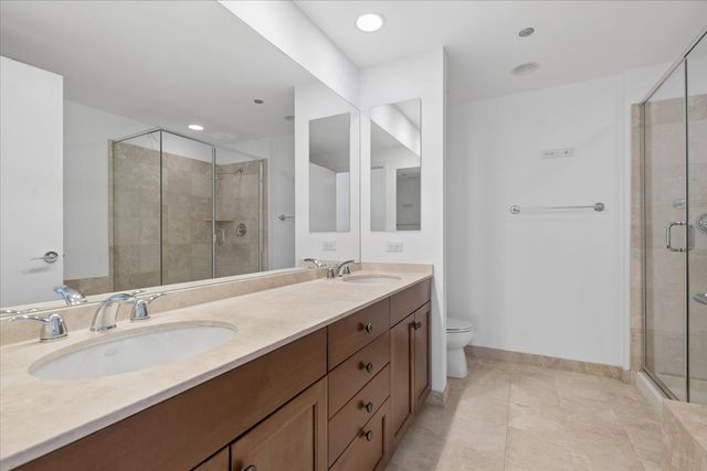 600 N Lake Shore Drive 1305, Chicago, IL 60611