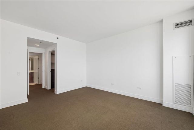 600 N Lake Shore Drive 1305, Chicago, IL 60611