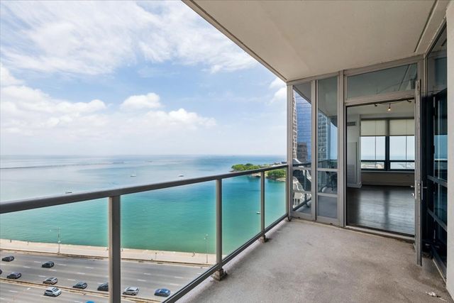 600 N Lake Shore Drive 1305, Chicago, IL 60611