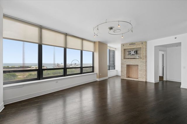 600 N Lake Shore Drive 1305, Chicago, IL 60611