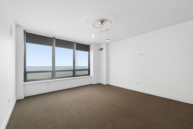 600 N Lake Shore Drive 1305, Chicago, IL 60611