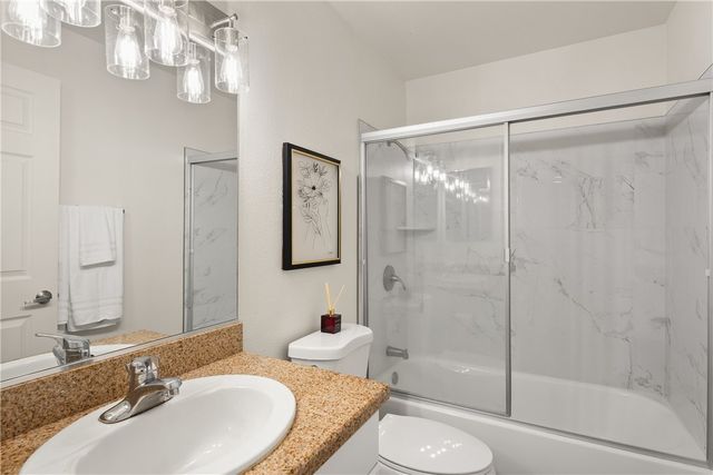 5535 Canoga Avenue 221, Woodland Hills, CA 91367