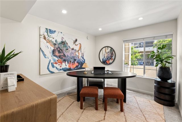 5535 Canoga Avenue 221, Woodland Hills, CA 91367