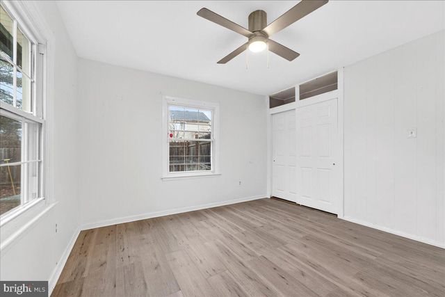 6 SHERWOOD LN, Willingboro, NJ 08046