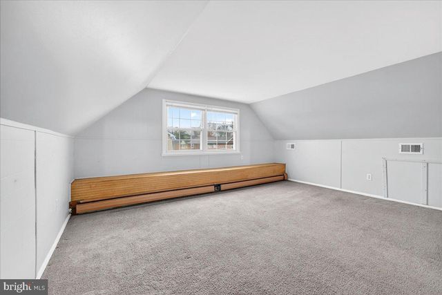 6 SHERWOOD LN, Willingboro, NJ 08046