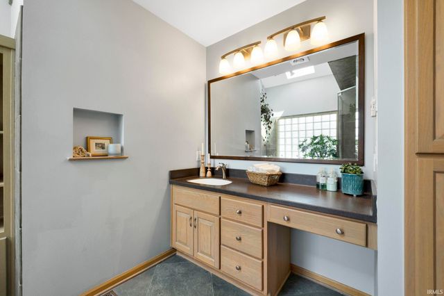 1304 Ardsley Court, Fort Wayne, IN 46815