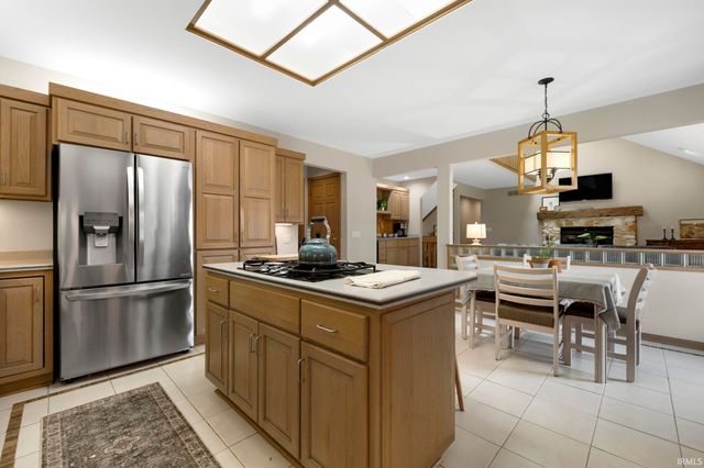 1304 Ardsley Court, Fort Wayne, IN 46815