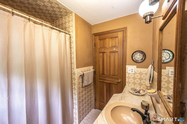 22 Hill Top Drive, Durham, CT 06422