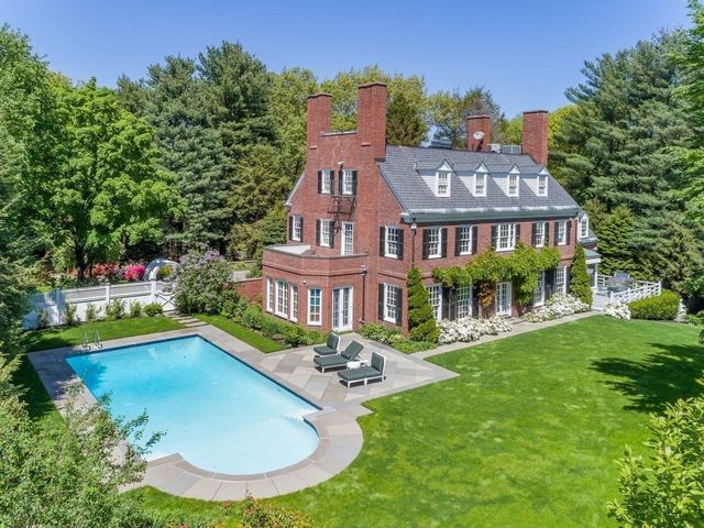 71 Sears Road, Brookline, MA 02445