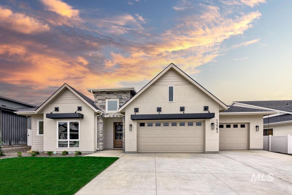 13583 N Ruffed Grouse Way, Boise, ID 83714