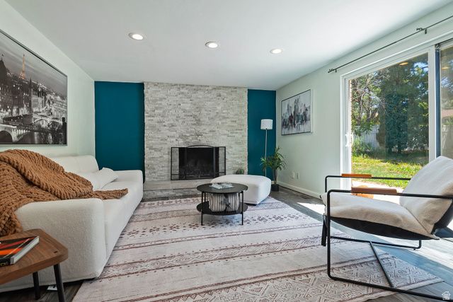 9363 S SOLENA WAY, Sandy, UT 84093
